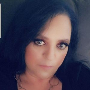 Meet your Posher, Roberta